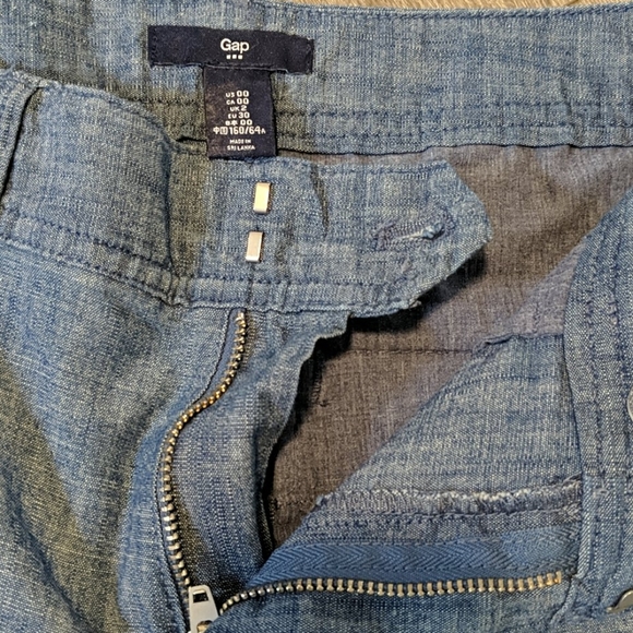 Gap shorts - Picture 2 of 3
